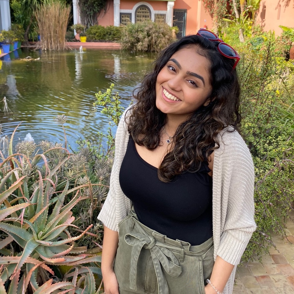Meet your Posher, Sampada